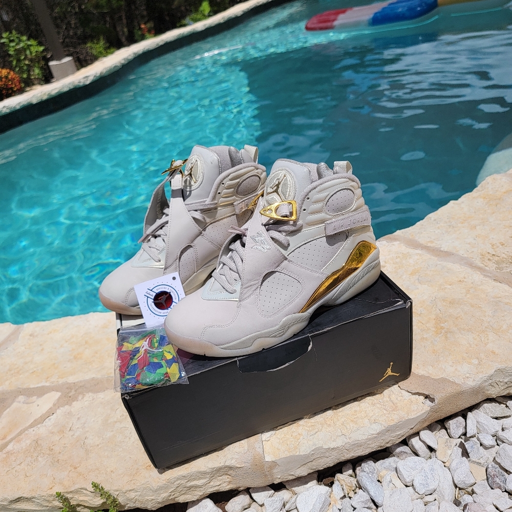 Jordan 8 Retro Champagne